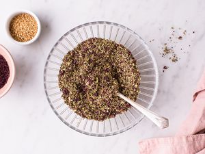 Za'atar Middle Eastern spice mixture recipe in a bowl with a spoon