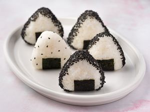 Onigiri (Japanese rice balls) on a white plate