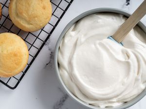 Dairy Free Vegan Cream Cheese Frosting