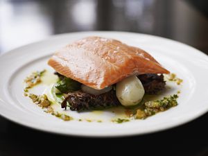 Steelhead Trout Mostly commonly found on the West Coast and in Alaska Mild flavor with a soft mouthfeel Rich in protein and nutrients Store, uncooked frozen for up to three months.