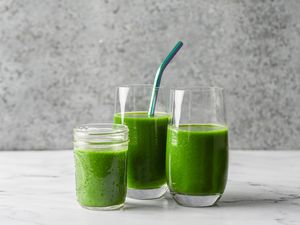 Apple Kiwi Superpower Green Smoothie