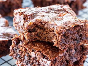 Vegan Dairy-Free Banana Chocolate Brownies