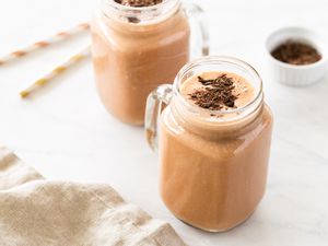 Vegan chocolate peanut butter smoothie