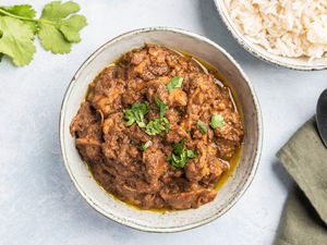 Chicken sukka dry chicken curry recipe