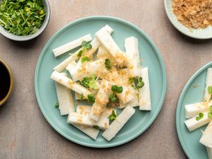 Japanese Mountain Yam (Nagaimo) Salad