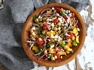 Mediterranean Chickpea Salad