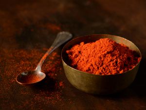 Chili powder and cayenne pepper are not the same thing.