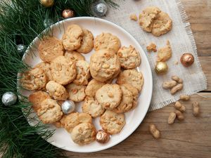 peanut cookies