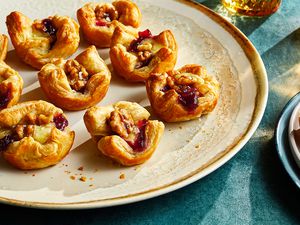 Cranberry Brie Bites