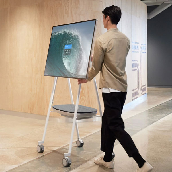 Microsoft Surface Hub 2S for Teamwork Anywhere