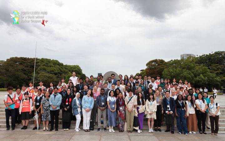 Banner photo of the YLF Group Photo in Hiroshima Peace Memorial Park