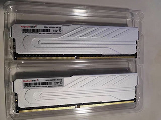 插满就心安了－金百达DDR43600内存