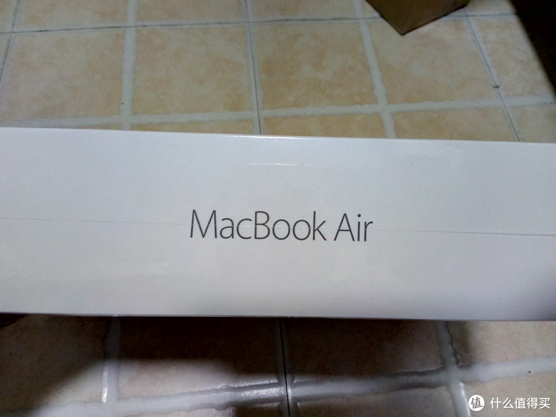 新款 Apple 苹果 MacBook Air MMGG2CH 笔记本电脑 曝晒