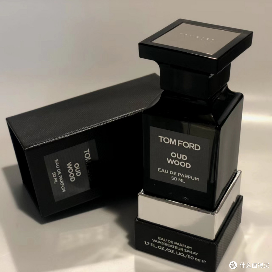 Tom Ford乌木沉香香水：独特的木质东方调魅力