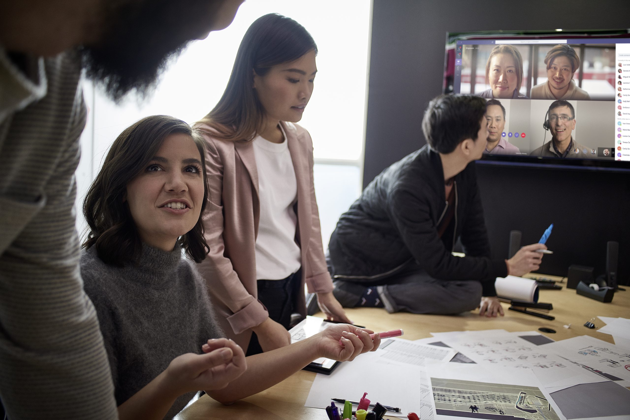 A group of people in a meeting using Microsoft Teams