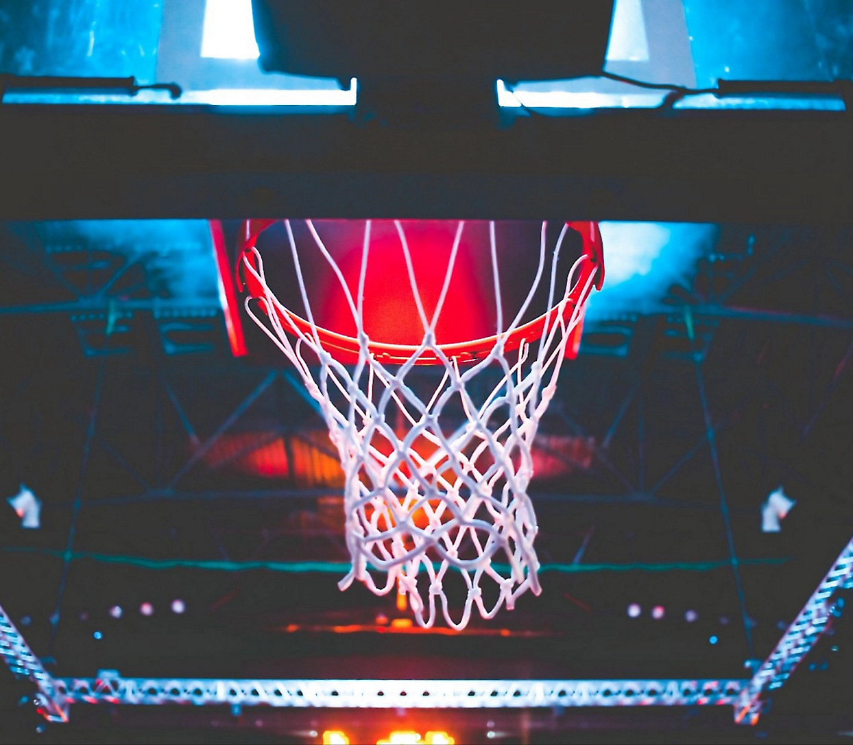 A basketball hoop with a net