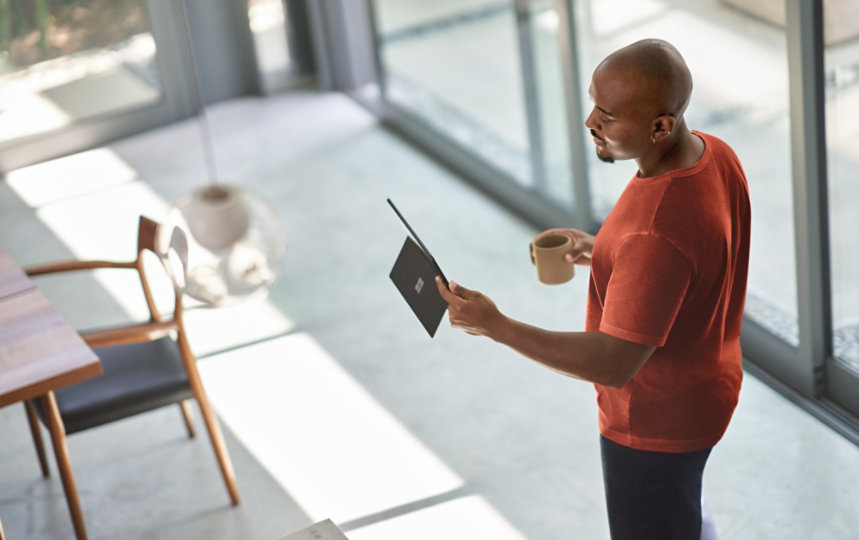 User looking at his computer