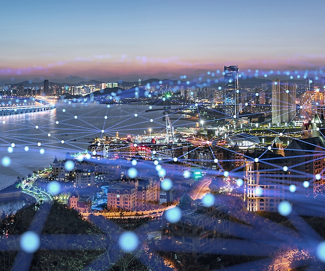 Uma paisagem urbana com luzes e edifícios