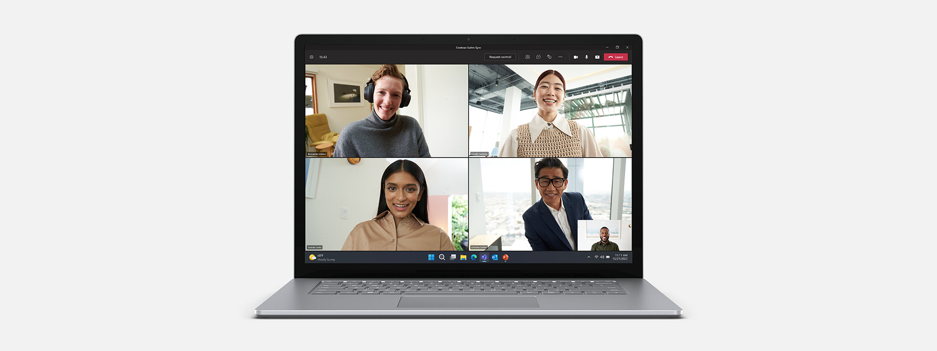 Surface Laptop 5 yrityksille: näytössä on Microsoft Teams. 