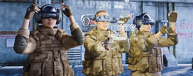 Tre menn i futuristisk utstyr med digitale briller og utrustede vester gjør bevegelser mot et holografisk grensesnitt
