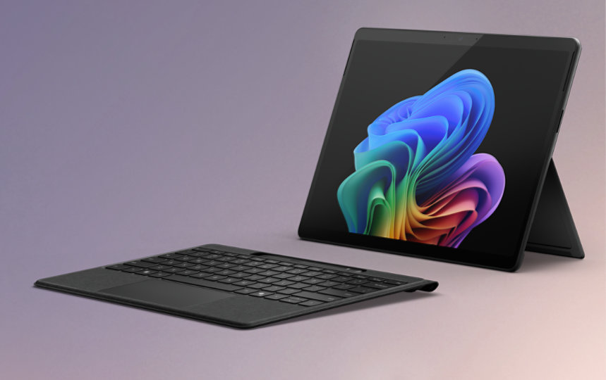 Un Surface Pro Flex Keyboard para empresas funciona de forma desconectada de un dispositivo Surface.