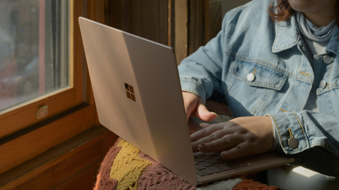 Person clearing cloud storage on Surface device