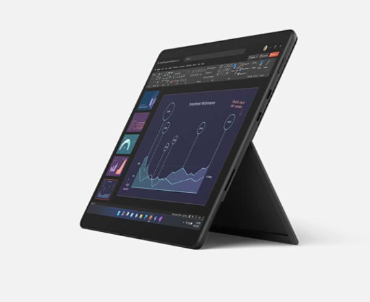 Kuva Surface Pro 8 -laitteesta, jonka näyttö esittelee akun kestoa