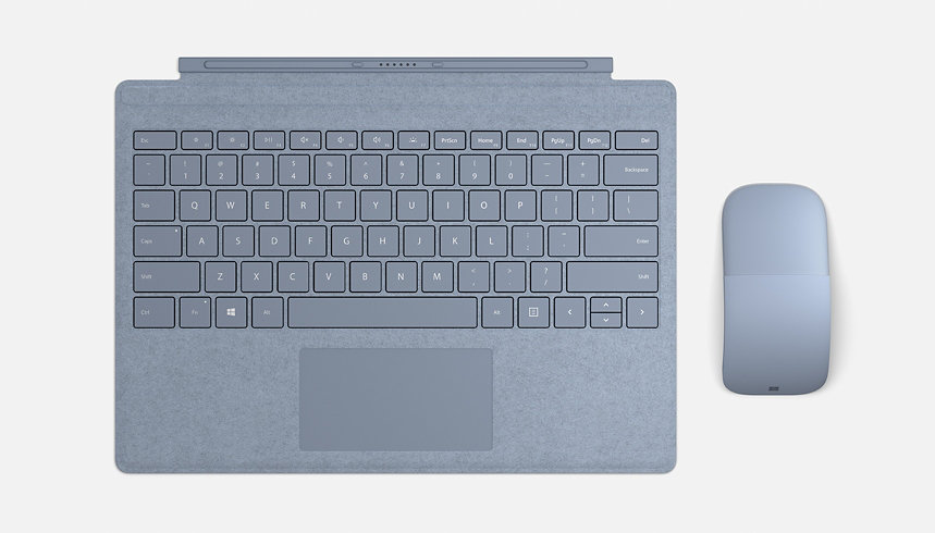 Widok z góry na klawiaturę Surface Type Cover i mysz.