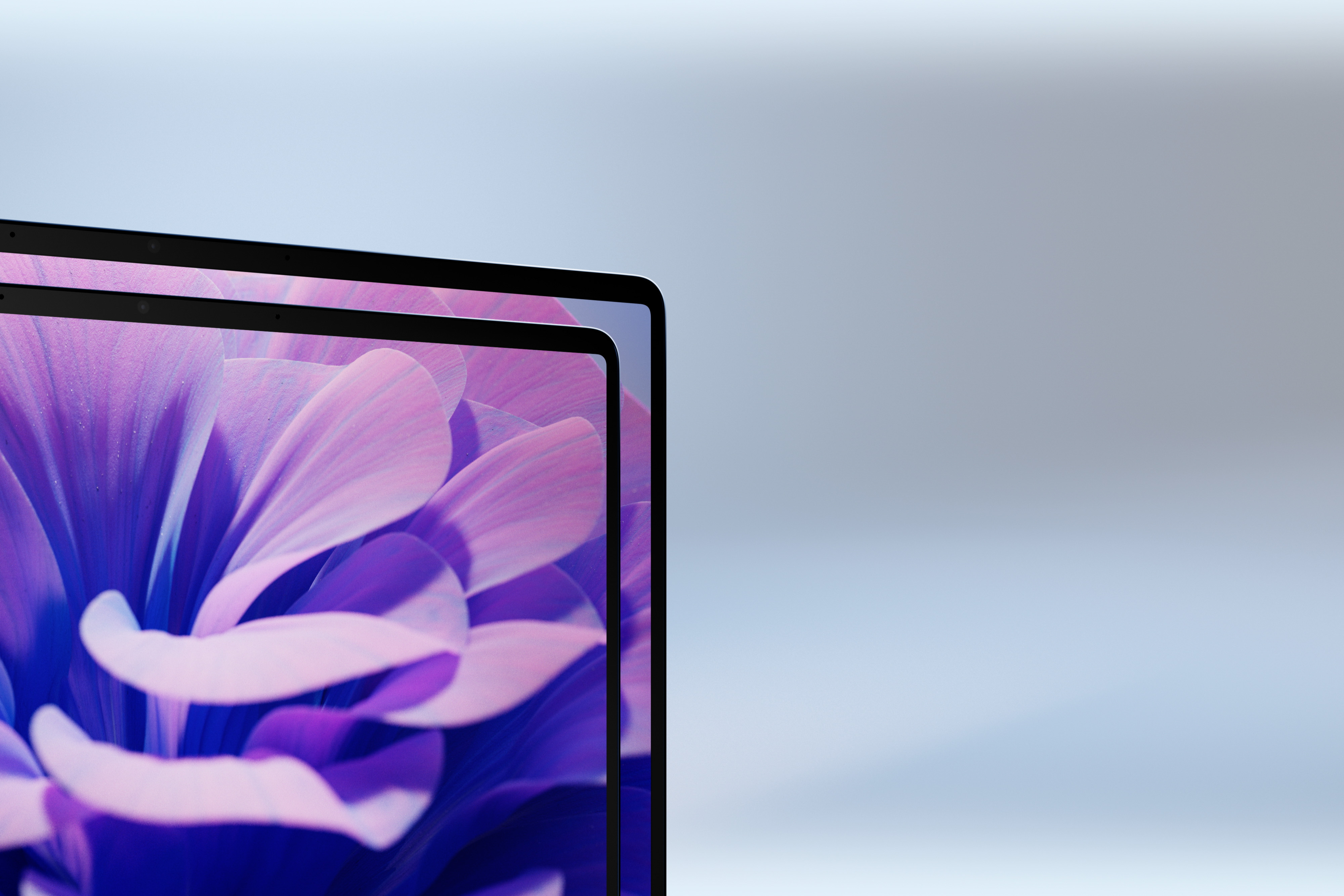 Imej poster tentang video ciri Surface Laptop yang mempamerkan dua saiz paparan, bezel dan skrin nipis.