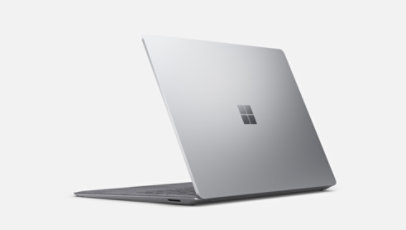 Częściowo zamknięty Surface Laptop 5 — widok z tyłu.