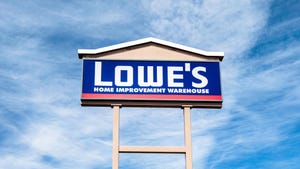 Lowe's sign with the sky in the background