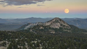 Rising of moon over reading peak