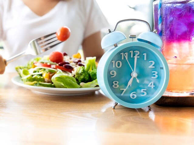 What Every Indian Woman Needs To Know About Meal Timings  