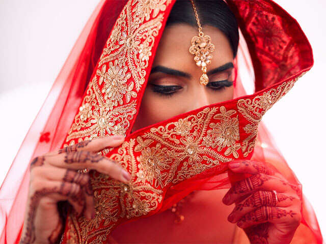 Indian Brides, Here’s Your Guide To Handling Pre-Wedding Jitters