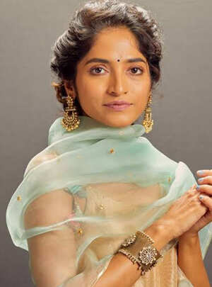 Jahnvi Shrimankar (Dholida - Gangubai Kathiawadi)