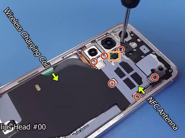 Galaxy S23 Teardown, Kabellose Spule und NFC-Antenne entfernen: Schritt 2, Bild 1 von 1