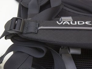 Sternum strap on backpack