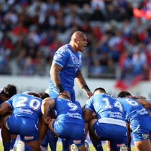 Samoa perform a challenge during the Mens Pacific Championships match between New Zealand Kiwis and Toa Samoa