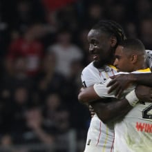 Lens' Angolan forward M'Bala Nzola celebrates with Lens' French forward Wesley Said