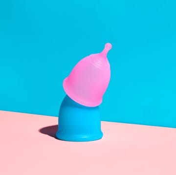 doctors share the benefits of using a menstrual cup and why it's a good tampon alternative