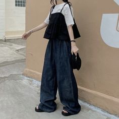 Dress Over Pants Korean, Via Li Outfits, Modest Outfit Summer, Japanese Street Fashion Summer, Summer Japanese Outfits, Japanese Trends, Peony Aesthetic, Japan Outfits, Dress Over Pants