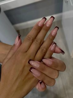 Square Nail Designs Dark Colors, Square Nail Designs Brown, French Tip Nails Brown Skin, Mocha French Tip Nails, Nails For Brazil, French Square Nails Design, Chocolate Brown French Tip Nails, Brown French Tip Coffin, Dark Brown French Tip Nails