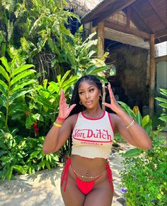 Y2k Bikinis Outfit, Algarve Outfits, Tehya Core, Colombia Outfits, Summer Outfits Baddie, Vacation Poses, Vacay Fits, Baddie Ideas, Jamaica Outfits