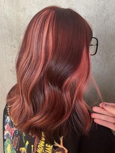 Deep Maroon Hair With Blonde, Auburn Hair With Color Blocking, Brown And Copper Color Block Hair, Hair Panels Colored, Two Toned Dark Hair, Two Colour Hair Dye, 2 Toned Red Hair, Subtle Two Tone Hair, Burgundy Color Block Hair