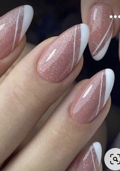 Elegant Touch Nails, Unghie Sfumate, Hairstyles Trendy, Wedding Nails Glitter, Manicure Nail Designs, French Manicure Nails, Fancy Nails Designs, Pretty Nail Art Designs, Wedding Nails Design