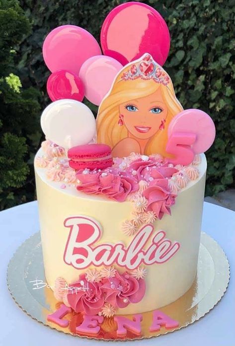 Girls Barbie Birthday Party, Barbie Themed Cake, Barbie Torte, Barbie Birthday Cake, Barbie Party Decorations, Barbie Theme Party, Bolo Barbie, 5th Birthday Cake, Pink Birthday Cakes