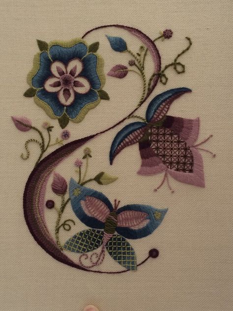 Jacobean Crewelwork by Certificate student Veronica Marrie, Royal School of Needlework Crewel Embroidery, Embroidery Design Software, Crewel Embroidery Tutorial, Charles Wysocki, Embroidery Tattoo, Crewel Embroidery Patterns, Crewel Embroidery Kits, Embroidery Hand, Thread Painting