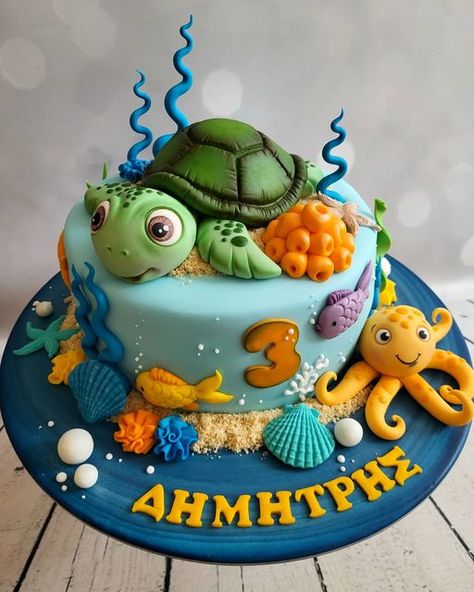 Sweet Art by Katerina on Instagram: "Baby Sea Turtle cake 🐢 . . . #cake #birthdaycake #cakedecorating #cakesofinstagram #cakeart #fondantcake #edibleart #underthesea" Birthday Cake Sea Animals, Cake Sea Animals, Sea Animals Party Ideas, Sea Animals Cake Birthday, Sea Animal Themed Birthday Party, Sea Animal Cake Ocean Themes, Turtle Themed Cake, Sea Animals Birthday Cake, Turtle Cake Birthday