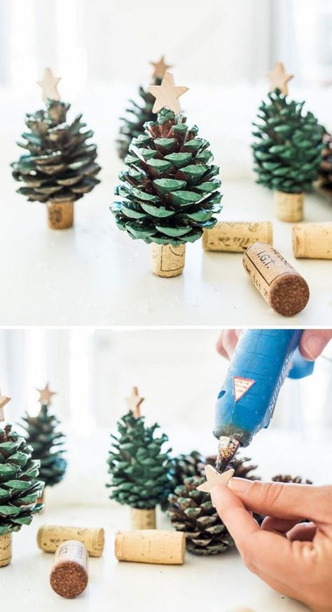 22 Easy Christmas Ornaments To Make and Sell (NEW FOR 2020) | The Mummy Front Wine Cork Ideas, Julkransar Diy, Joululahjat Diy, Cork Ideas, Easy Christmas Ornaments, Natal Diy, Awesome Crafts, Cones Crafts, Best Wine