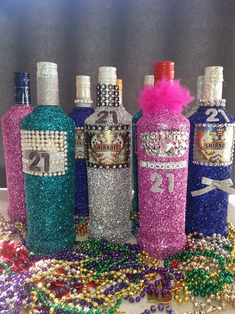 Glitter Bottles for a 21st Birthday Party 21st Birthday Diy, Glitter Bottles, 21st Birthday Ideas, Guys 21st Birthday, 21st Birthday Girl, 21st Birthday Presents, 21st Bday Ideas, Anniversaire Diy, 21st Birthday Decorations